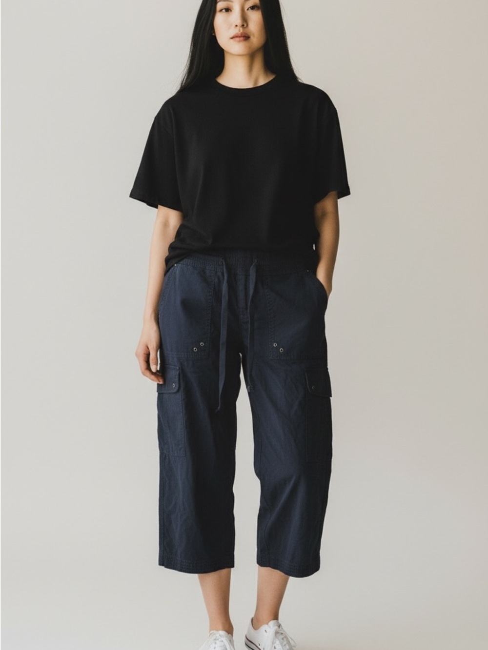 Gloria Vanderbilt Navy Cropped Cargo Capris Size 8P